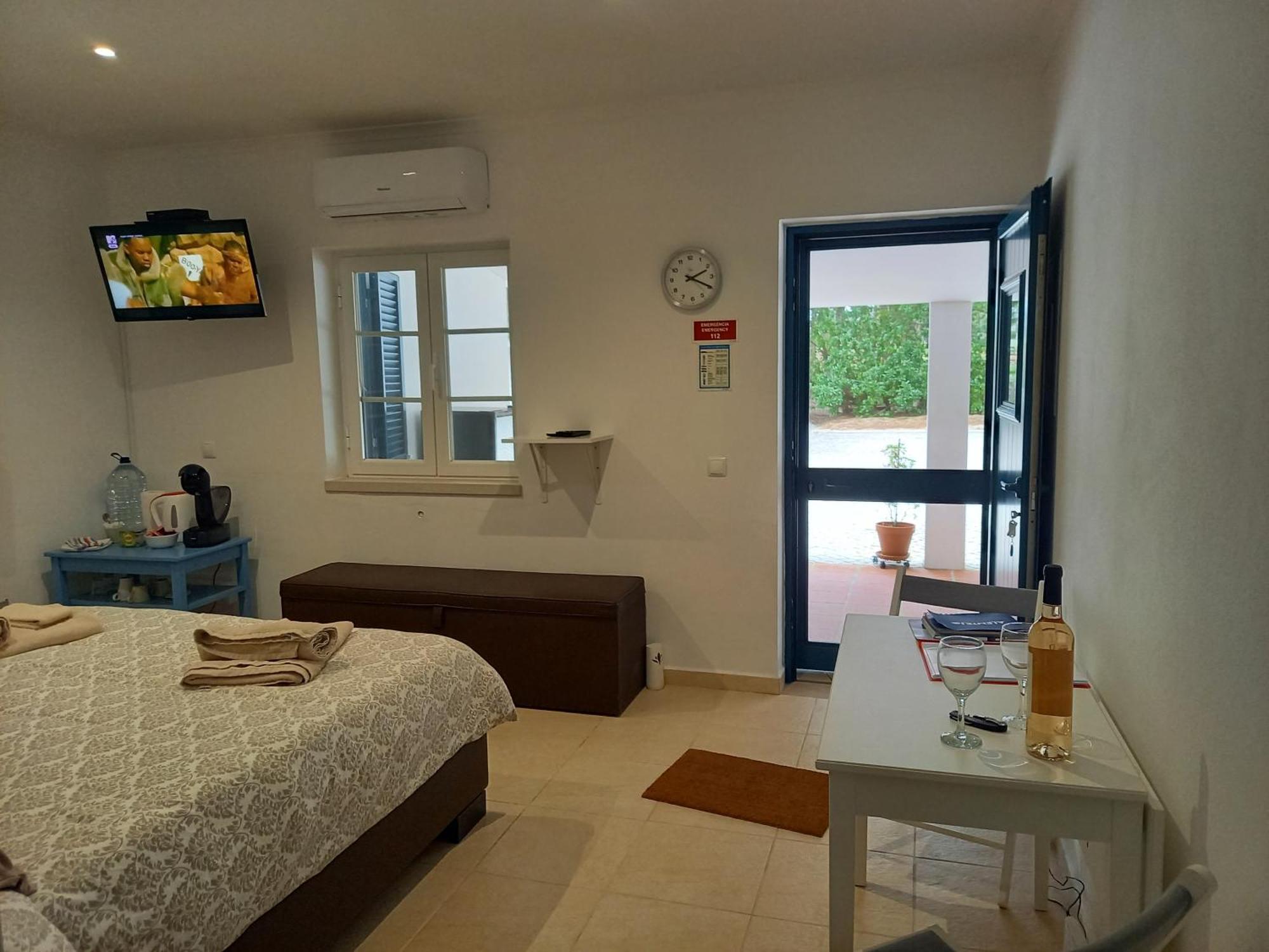 Quinta Da Alentegria - 4 Cottages Met Lounge En Verwarmd Zwembad Van April Tot Eind September! Alcacer do Sal Exterior photo