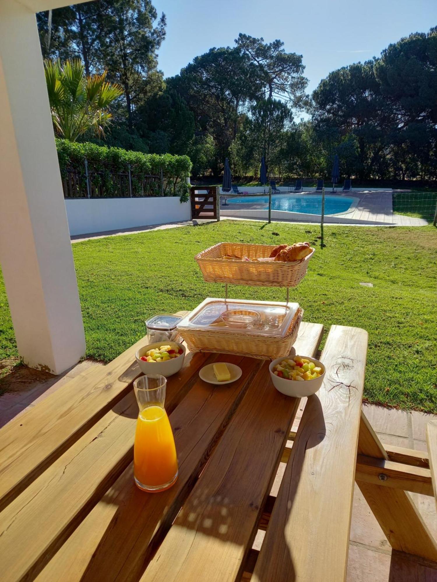 Quinta Da Alentegria - 4 Cottages Met Lounge En Verwarmd Zwembad Van April Tot Eind September! Alcacer do Sal Exterior photo